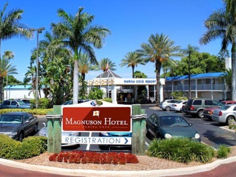 Magnuson Hotel Marina Cove San Petersburgo Exterior foto